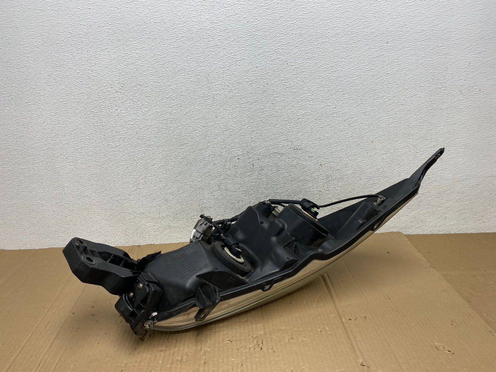 2015 - 2017 Subaru Legacy Outback Left Driver Halogen Headlight AE8966 DW5