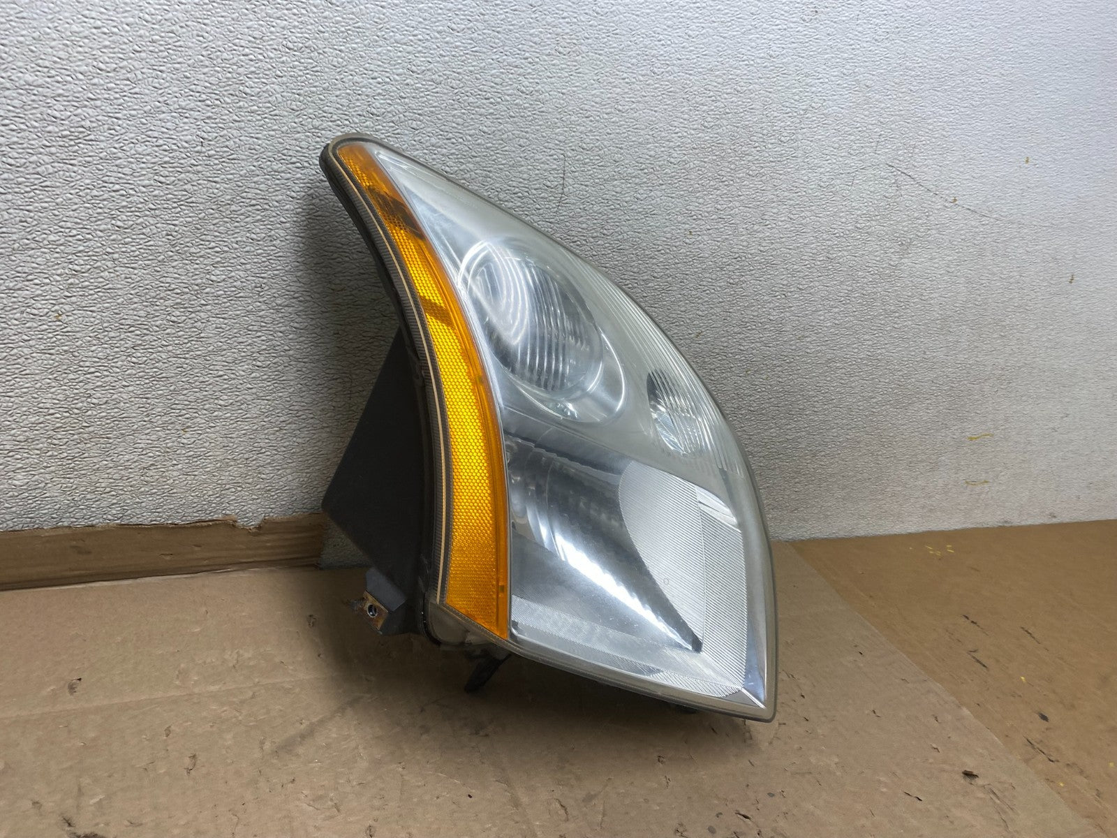 2007-2009 Nissan Sentra Halogen Right Passenger RH Side Headlight U6851 DW2