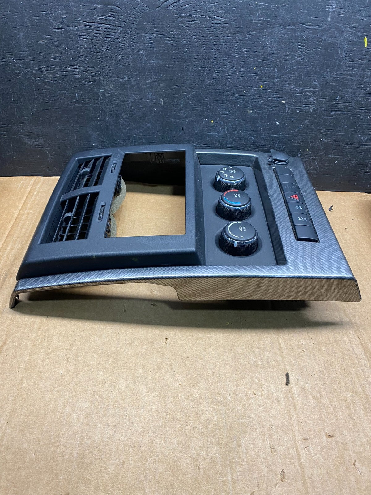 2008 to 2012 Jeep Liberty Dash Climate Temperature Control Radio Bezel OEM i47264