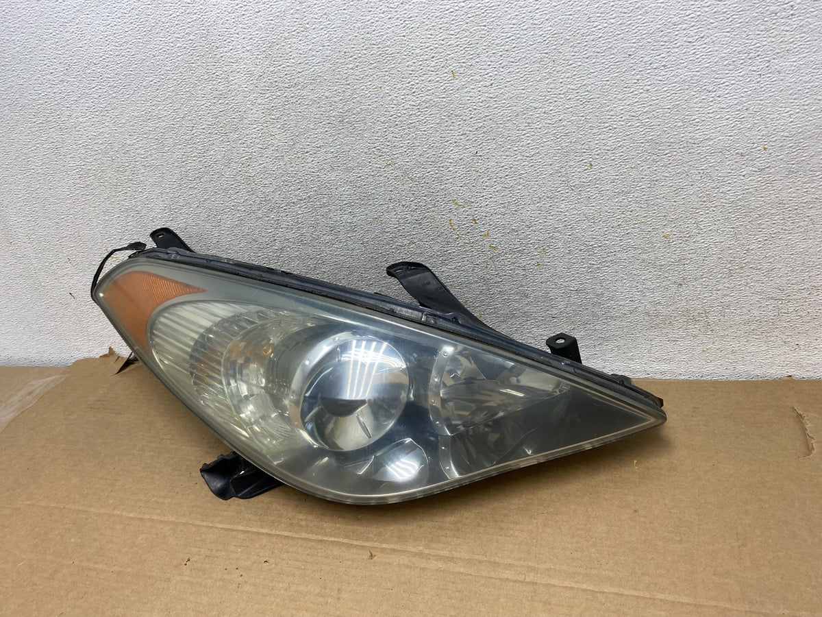 2004 2005 2006 Toyota Solara Halogen Headlight Right Passenger Side AH3121 DW2
