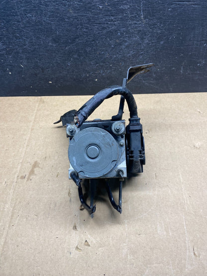 2004 2005 2006 Toyota Camry ABS Brake Pump Anti Lock Module AG9608 DG5