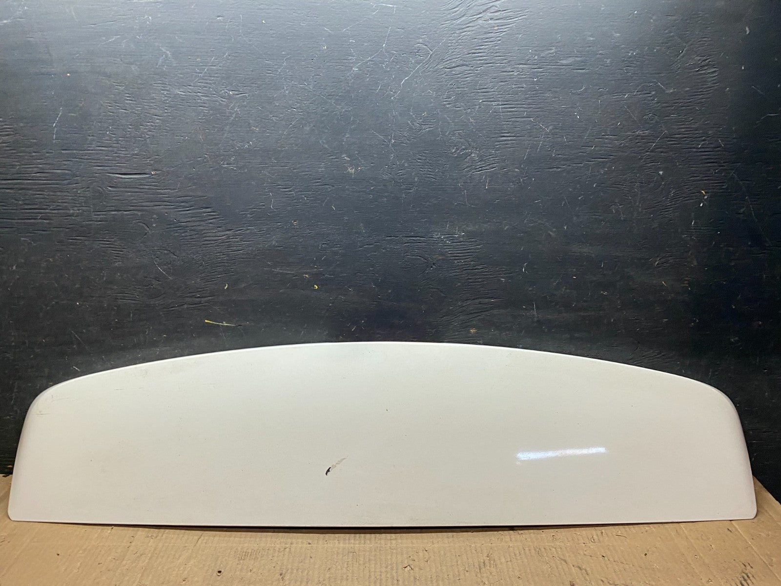 2011 to 2016 Chrysler Town & Country Rear Back Wing Spoiler u6467 DG0