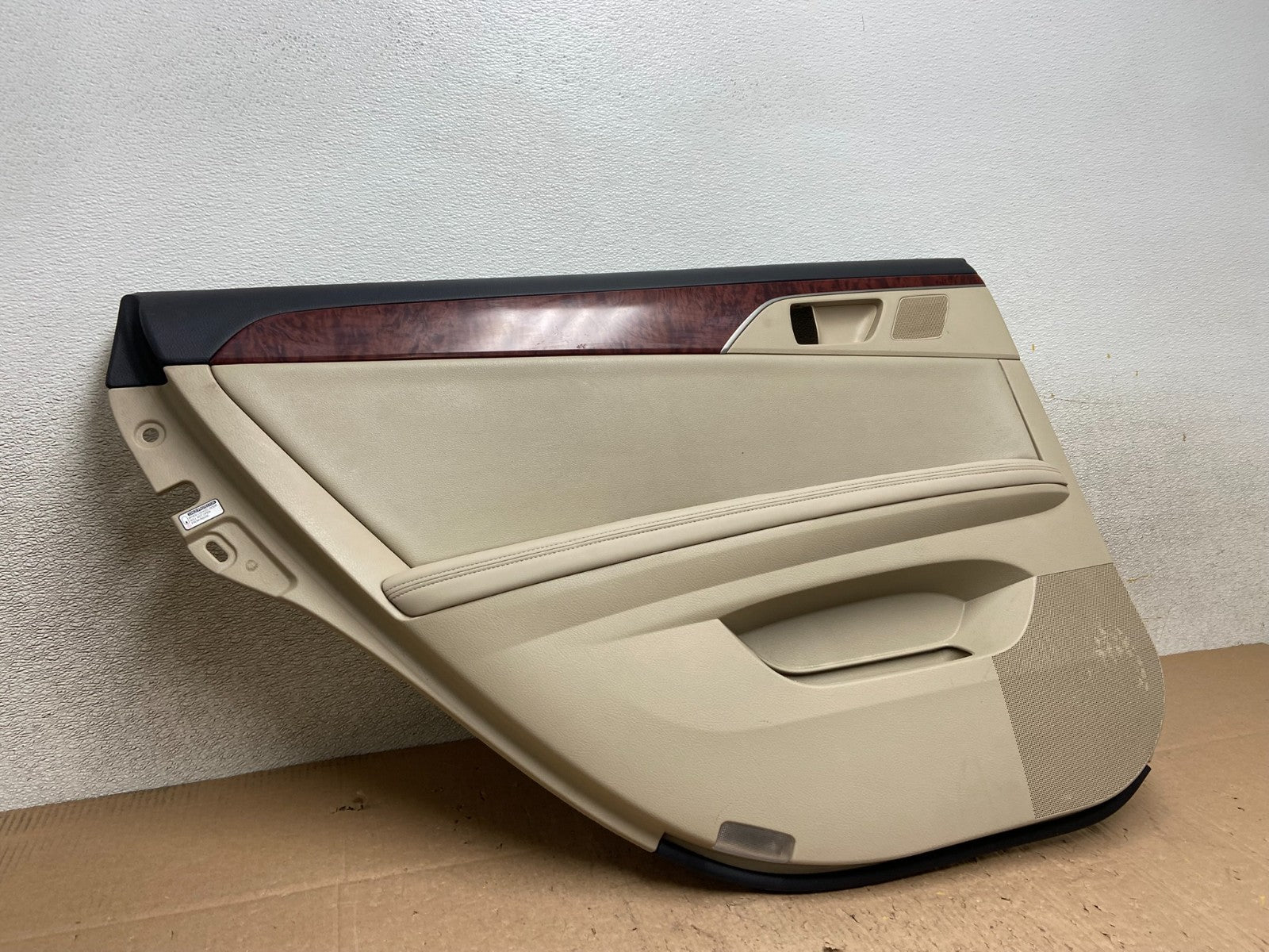 2011-2012 Toyota Avalon Rear Left Driver Door Trim Panel Trim Y3194 DG2