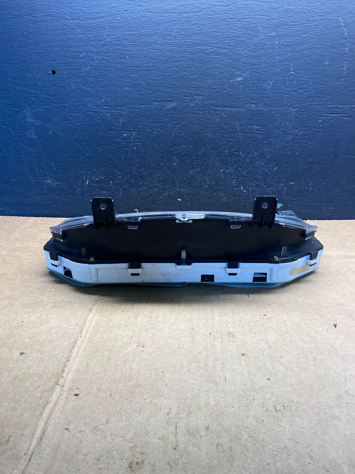 2004 2005 Ford Explorer Speedometer Cluster Gauge AD3689 DG3