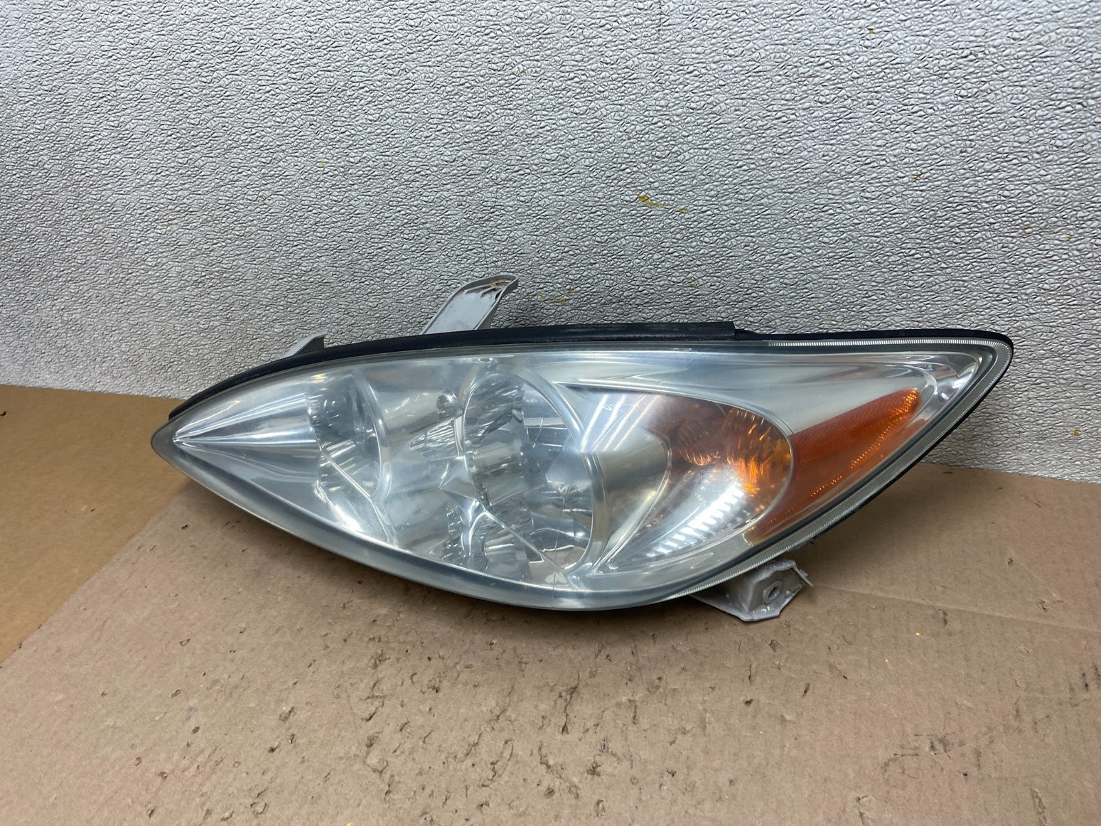 2002 2003 2004 Toyota Camry Left Driver Lh Side Halogen Headlight Z6364 DW1