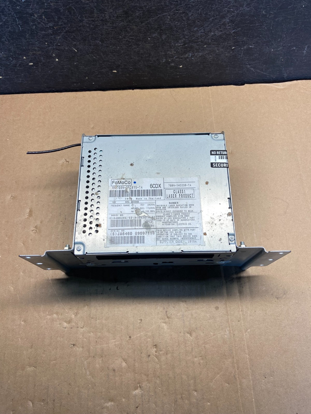 2009 2010 2011 Jaguar XF Radio Receiver CD Player AG1607 DW3