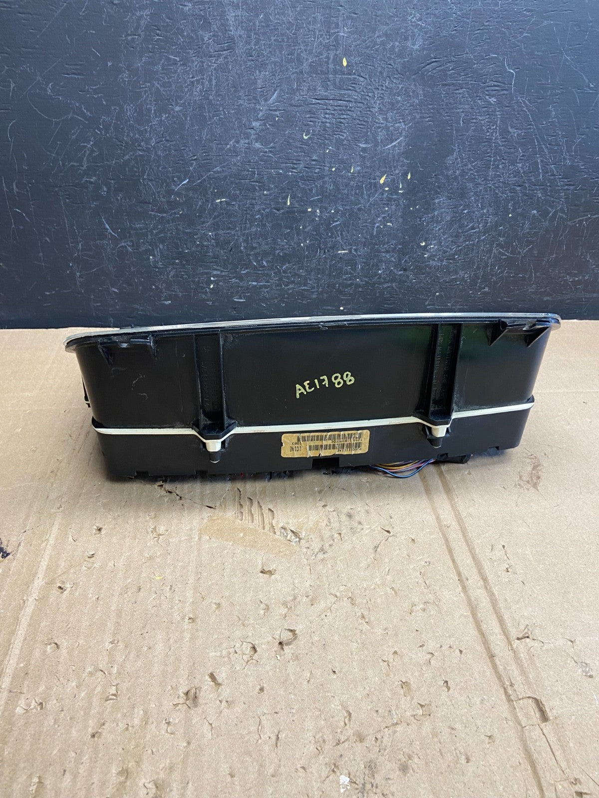 2004 - 2005 Dodge Ram 1500 Instrument Speedometer Gauge Cluster ae1788 DG4