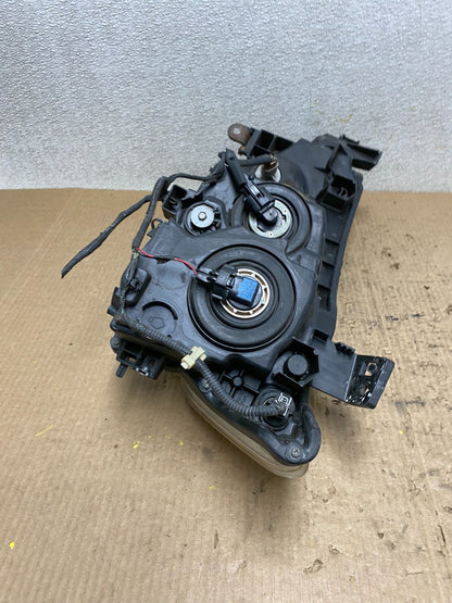 2012 to 2017 Nissan Quest Right Passenger RH Headlight Halogen W7712 DW8
