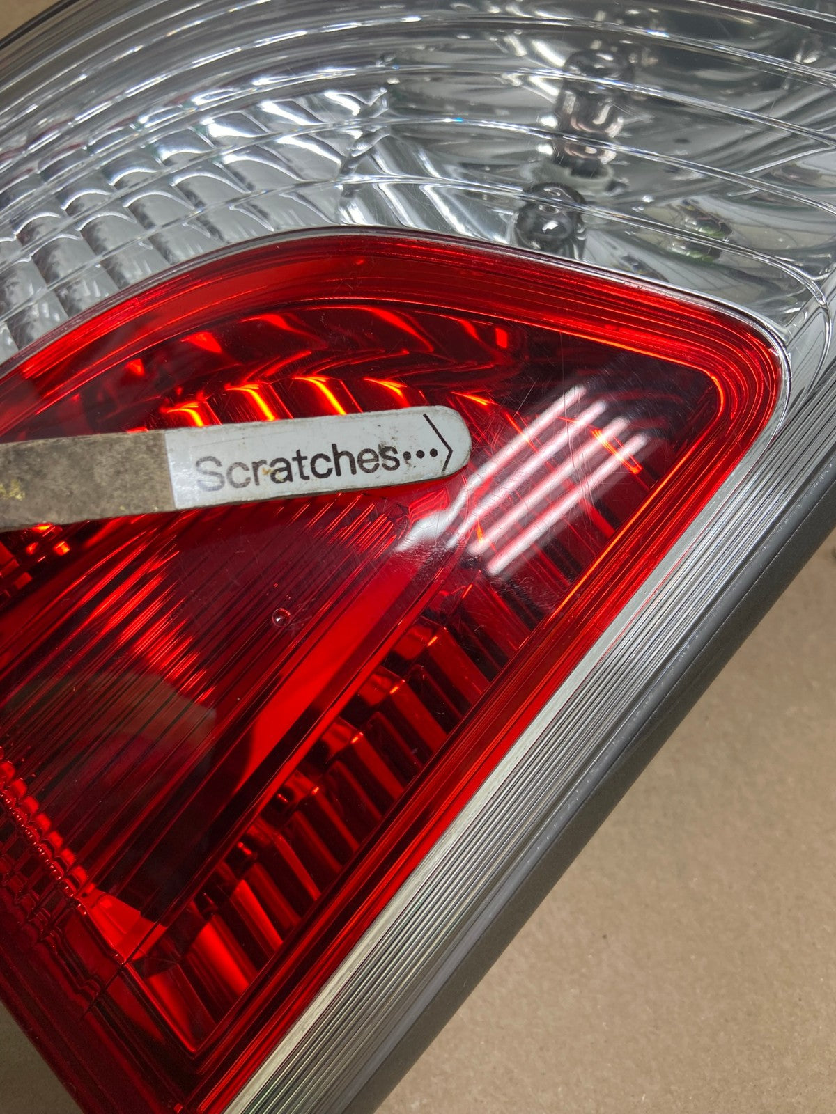 2013 to 2016 Nissan Pathfinder Right Passenger Inner Tail light AD6407 LK3