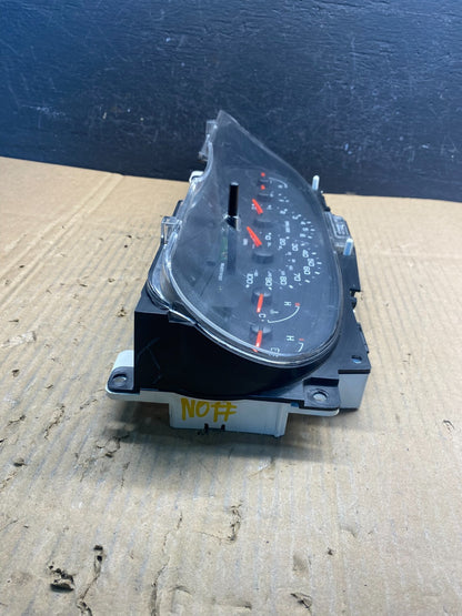 2004 2005 Ford Explorer Speedometer Cluster Gauge ad1748 DG2