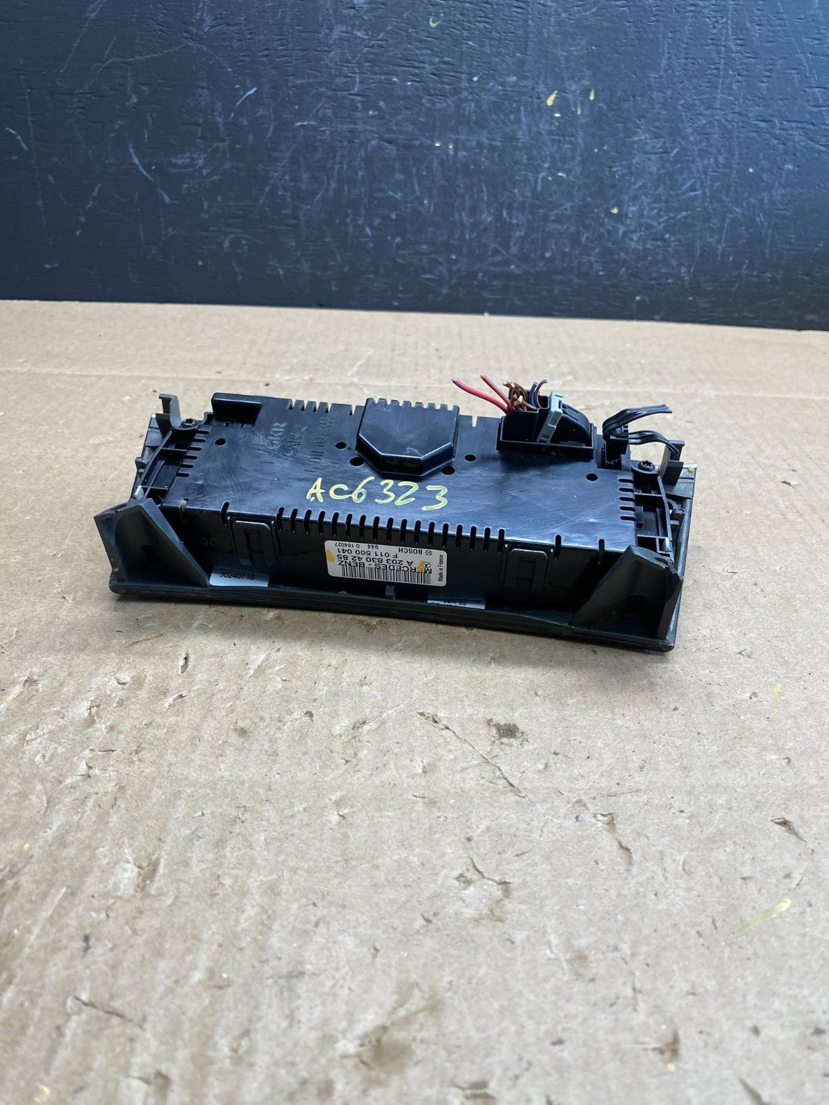 2005-2009 Mercedes W203 C230 C240 A/C Heater Climate Control Trim AC6323 DG5