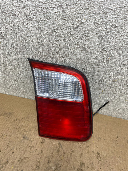2001 2002 Subaru Forester Left Driver Inner Lid Mounted Tail Light Oem W7858 DW0