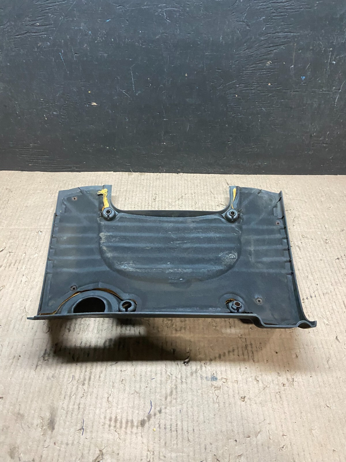 2003 to 2005 Kia Optima V6 24V Engine Cover Motor OEM i3683 DG14