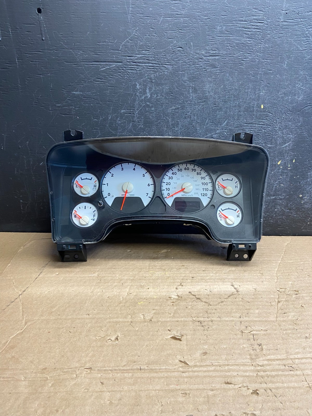 2004 2005 Dodge Ram 1500 Instrument Speedometer Gauge Cluster AF2146 DG0
