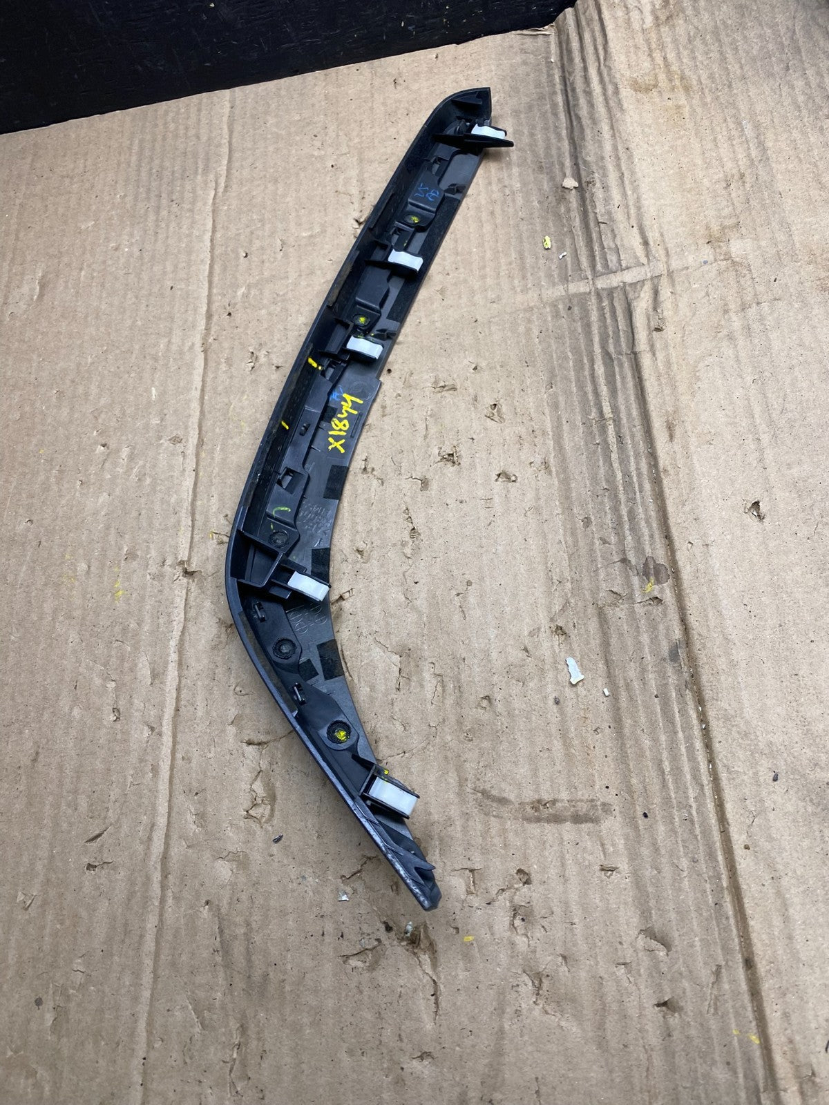 2010 2012  Mazda CX7 CX-7 Radio Climate Controls Finish Trim Strip X1844 DG3