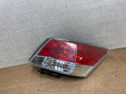 2008 to 2012 Honda Accord Sedan Tail light Right Passenger RH Side Y5894 DG0