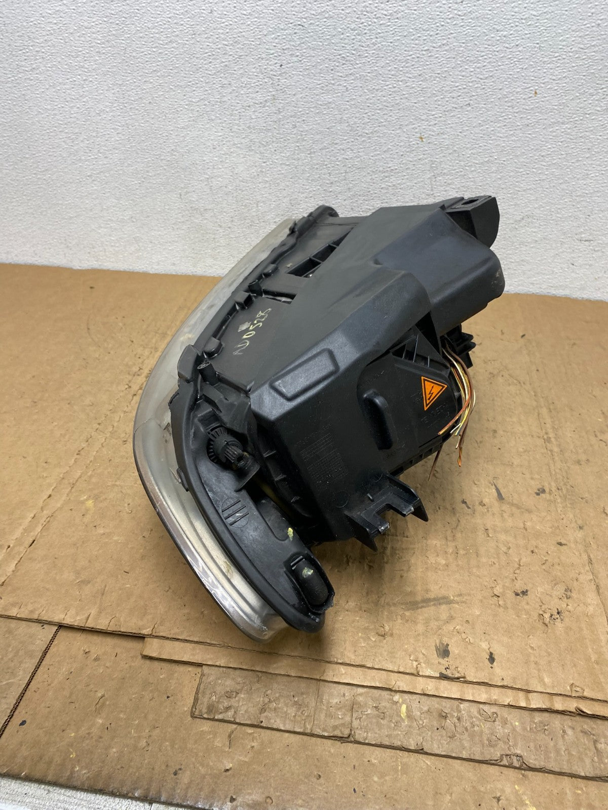 2007- 2009 Audi Q7 Right Passenger RH Side Xenon Hid Headlight AD0528 DW6