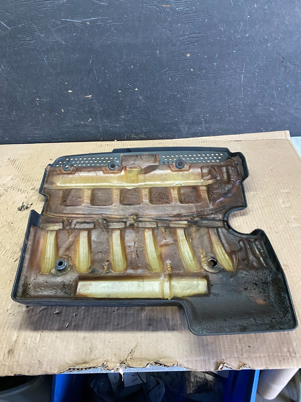 2004 to 2006 Suzuki Verona Engine Cover L94283