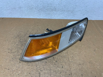 1998 - 2011 Mercury Grand Marquis Left Turn Signal Marker Light ae1221 DG2