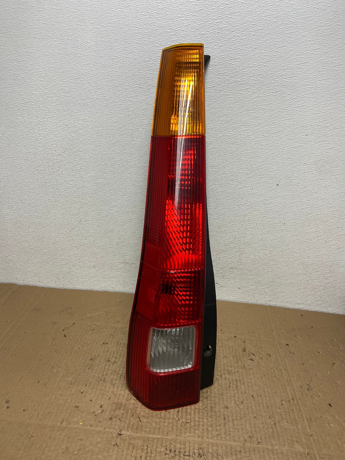 2002 2003 2004 Honda Crv Cr-v Left Driver Lh Side Tail Light Oem AC4100 LK0