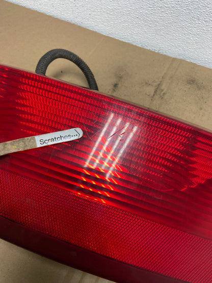 2002 to 2006 Cadillac Escalade Left Driver Side Tail Light OEM AB6807 DW3