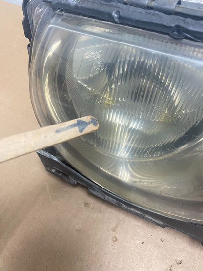 1999-2001 BMW 7 Series E38 740i Halogen Right Passenger RH Headlight M1874 DW4