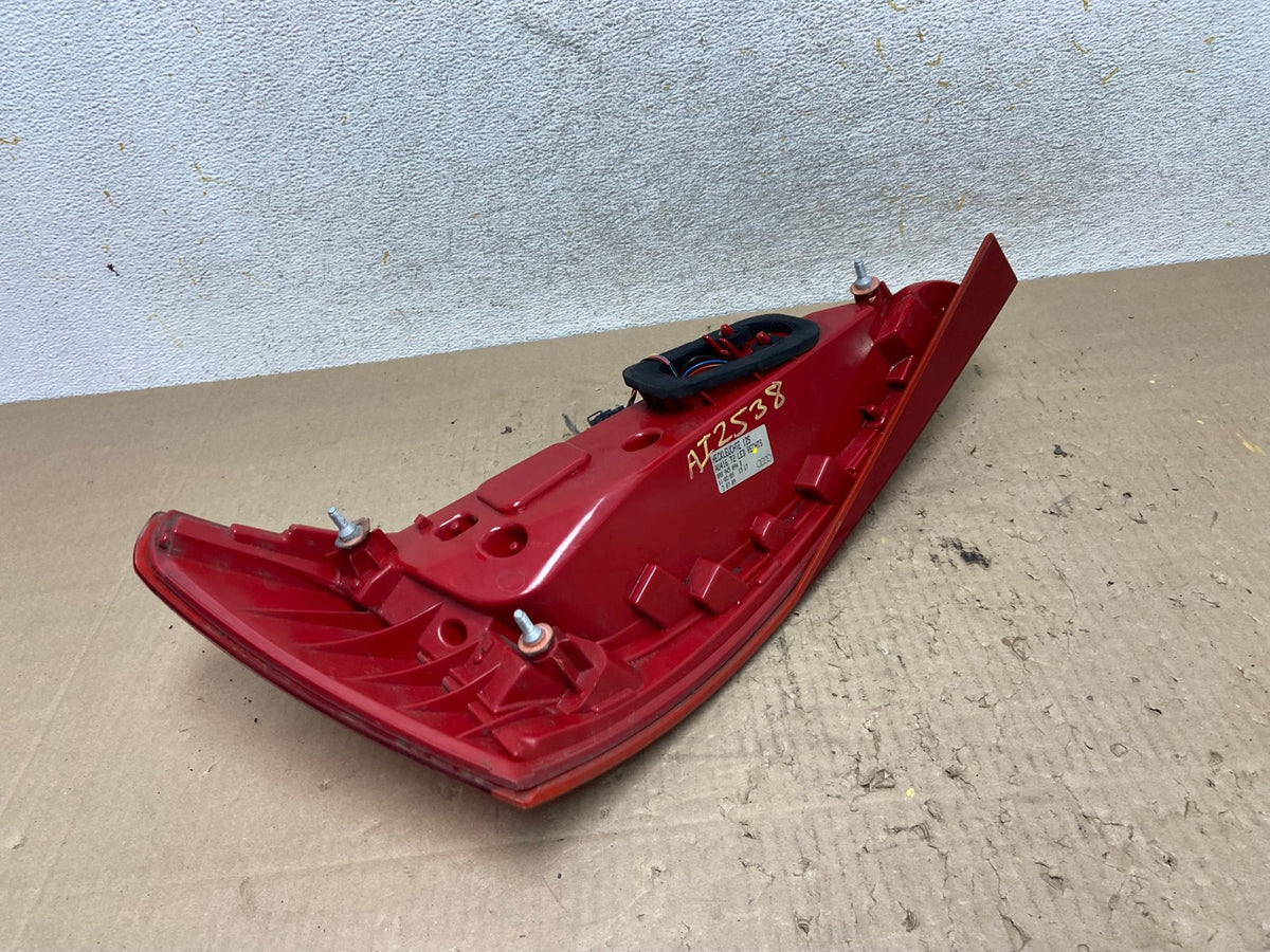2009 to 2012 Audi Q5 Right Passenger RH Side Tail light AI2538 LK5