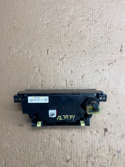 2010 - 2014 Subaru Outback Legacy A/C Heater Climate Control Unit AE3934 DG3
