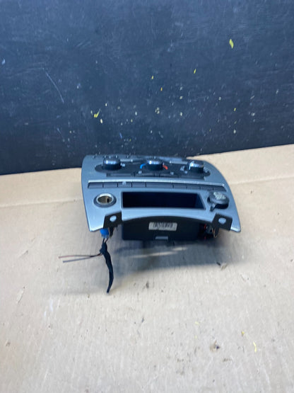 2005 2006 2007 Jeep Commander Grand Cherokee A/C Climate Control Bezel P3651 DG1