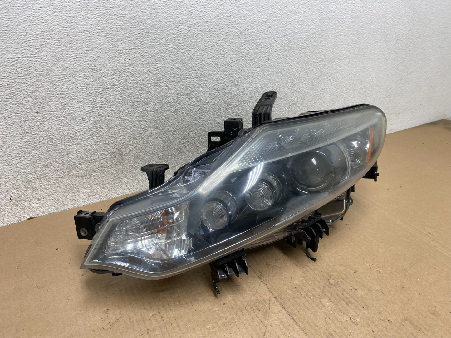 2011 to 2014 Nissan Murano Headlight Left Driver LH Side Xenon Hid AG4664 DW2