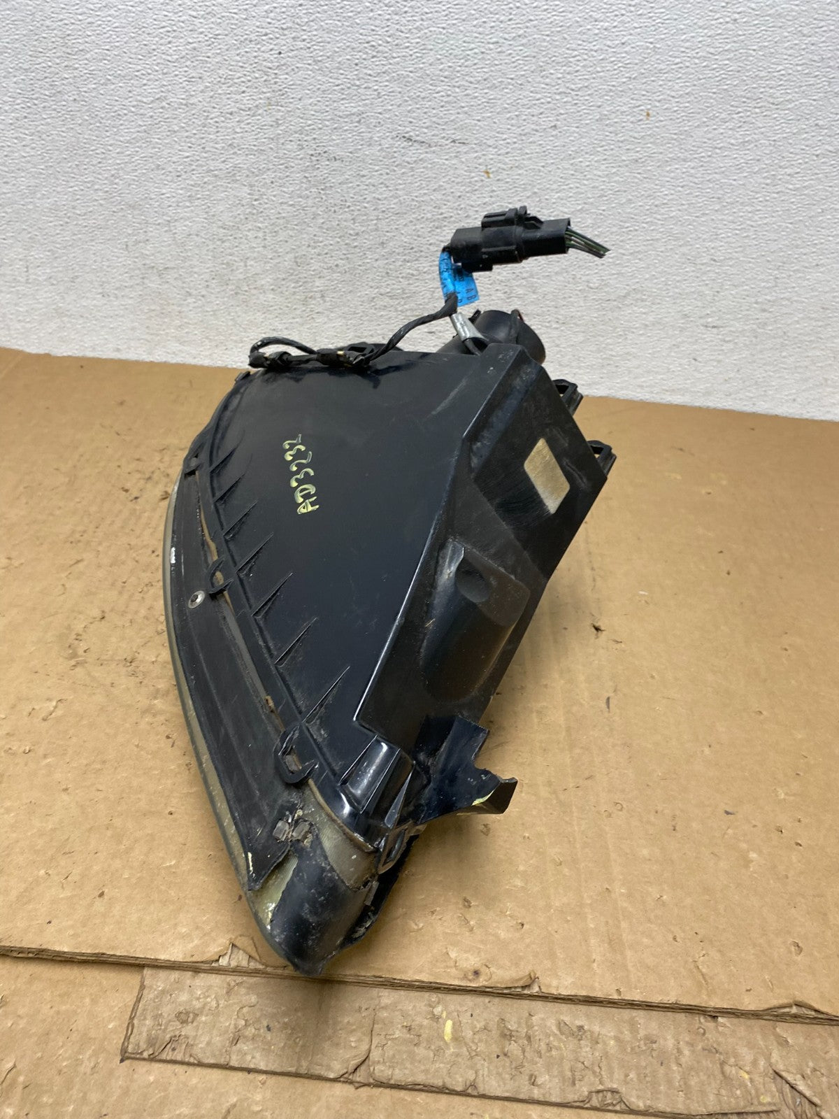 2000 to 2007 Ford Taurus Left Driver LH Side Halogen Headlight AD3232 DW7