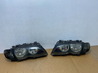 2002 to 2005 BMW 3 E46 Sedan Left+Right Set Halogen Headlights AE0597 DW0