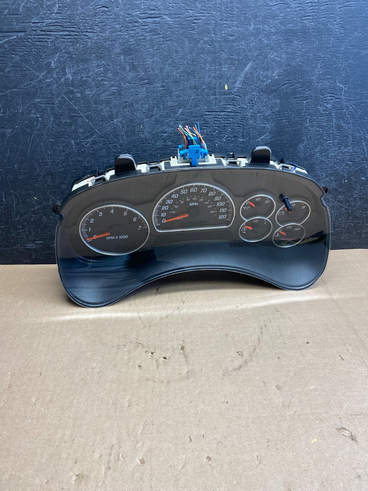 2002 to 2005 Chevrolet Trailblazer Speedometer Cluster Gauge AI3030 DG0