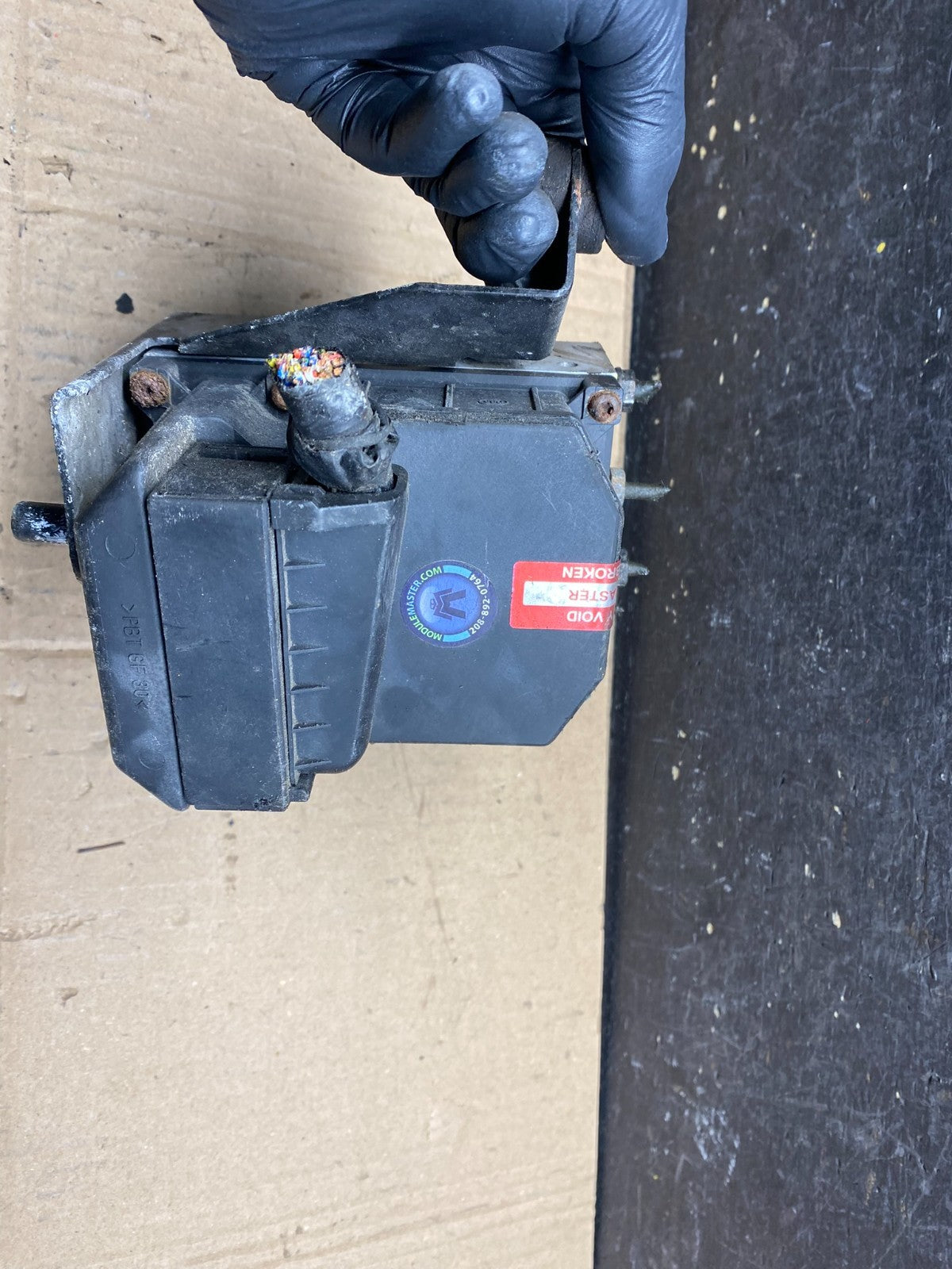 BMW ABS Anti-Lock Brake Pump Control OEM 34516753867 Module V2346 PS4