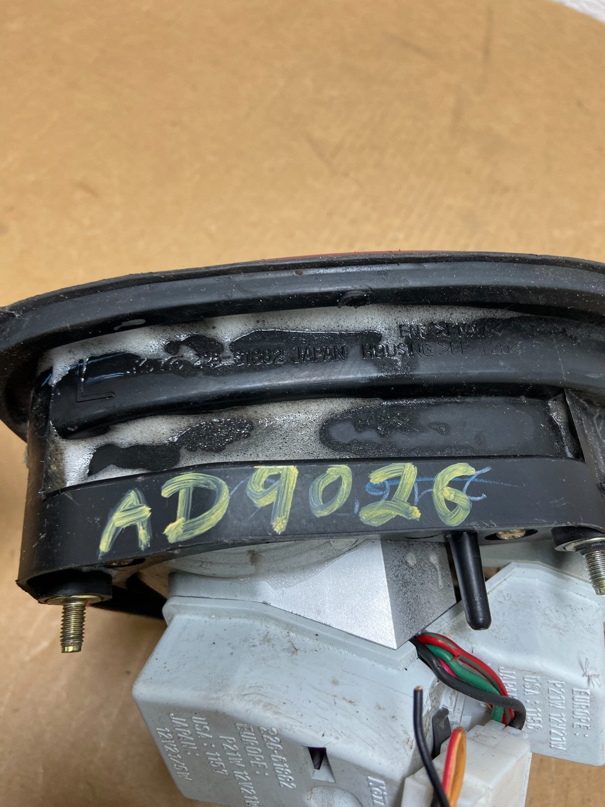 1999 2000 Mazda Millenia Left Driver LH Side Inner Tail Light ad9026 DG6