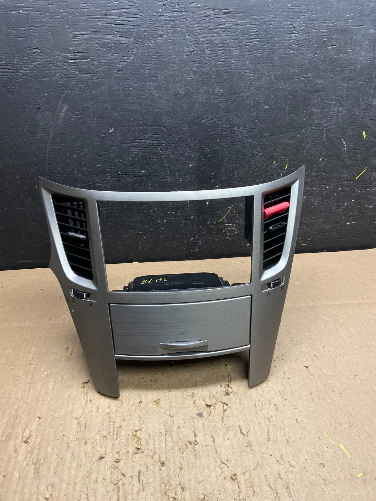 2010 - 2014 Subaru Legacy Radio Console Dashboard Center Panel Trim T6178 DG0