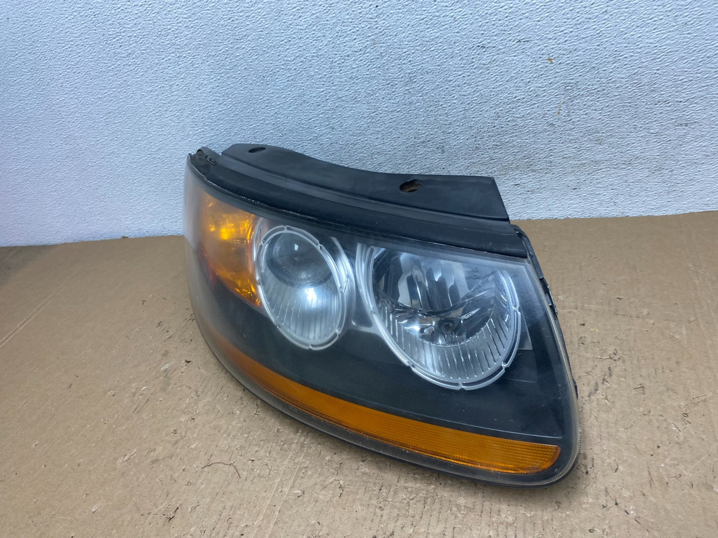 2007 2008 2009 Hyundai Santa Fe Right Passenger Halogen Headlight AD8823 DW1
