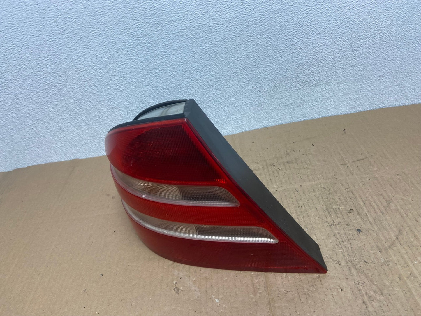 2000 to 2002 Mercedes-Benz S-Class Tail Light Left Driver Side AB8234 LK1