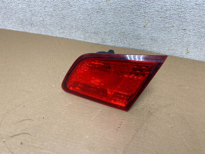 2010-2014 Subaru Legacy Right Passenger Rh Side Tail Light Inner Oem R0435 DW1