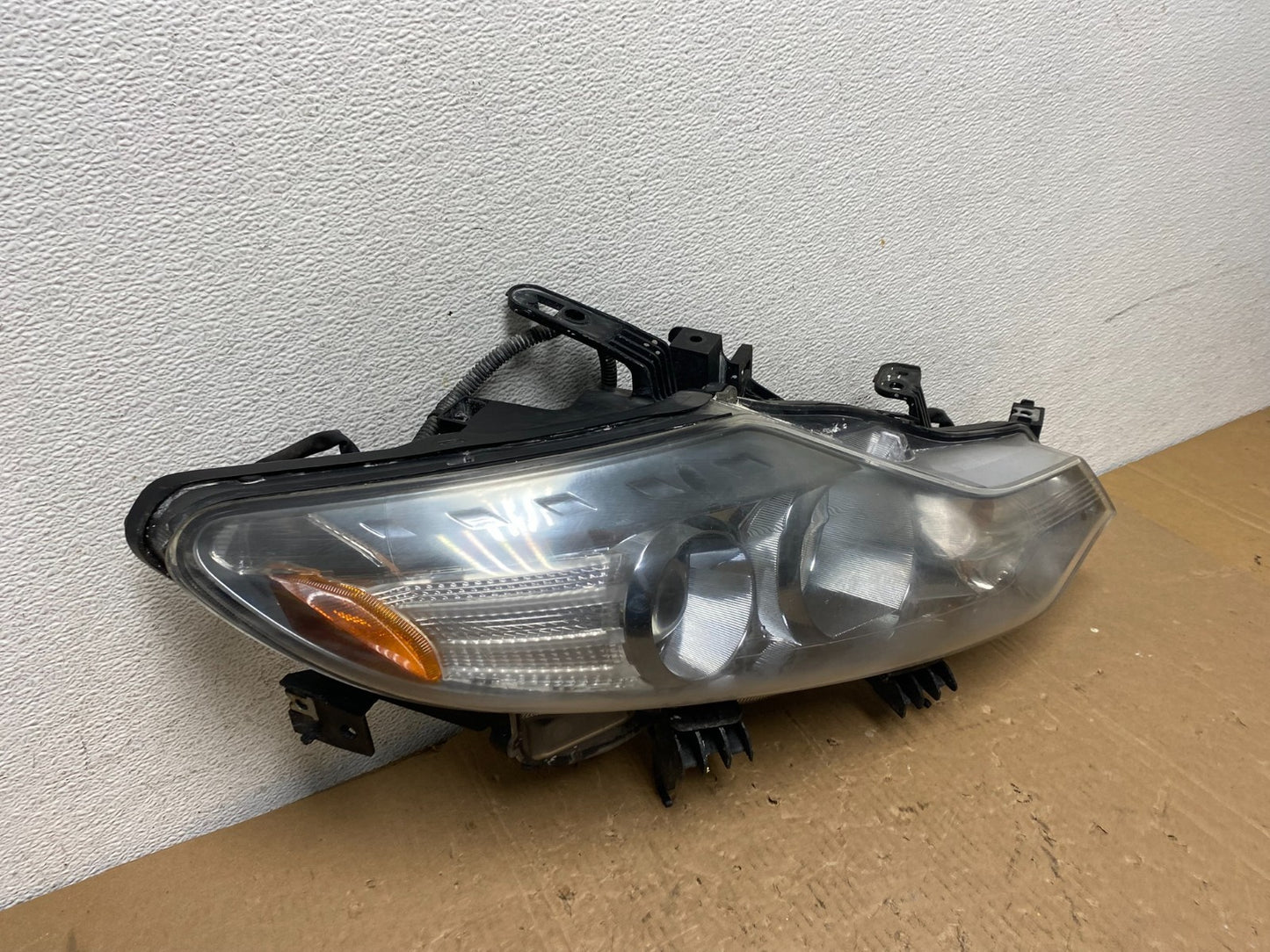 2011 to 2014 Nissan Murano Headlight Right Passenger Rh Halogen AD8224 DW2