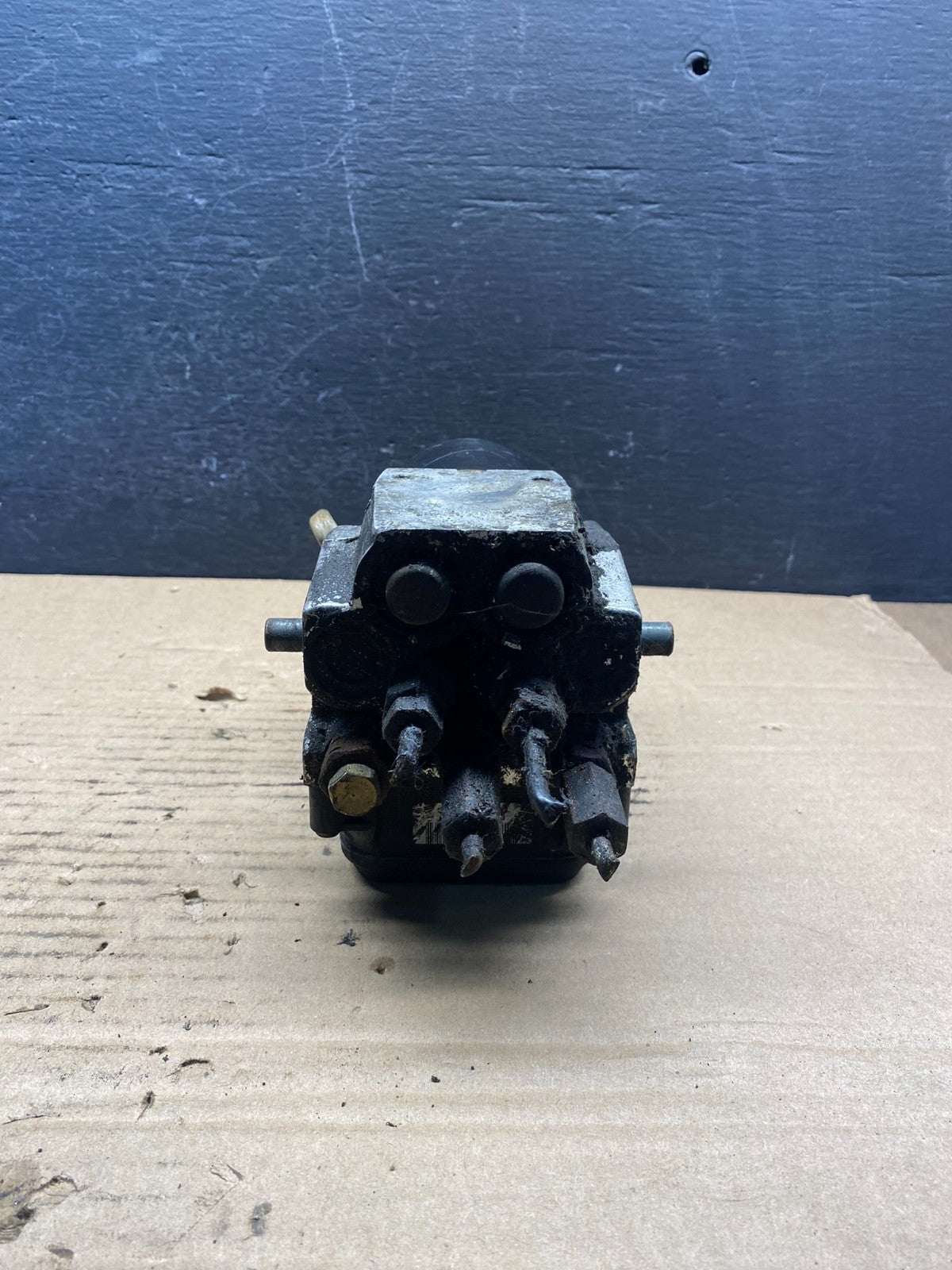 2003 2007 Ford E250 E350 Anti-Lock ABS Antilock Brake Pump AE2238 DW3