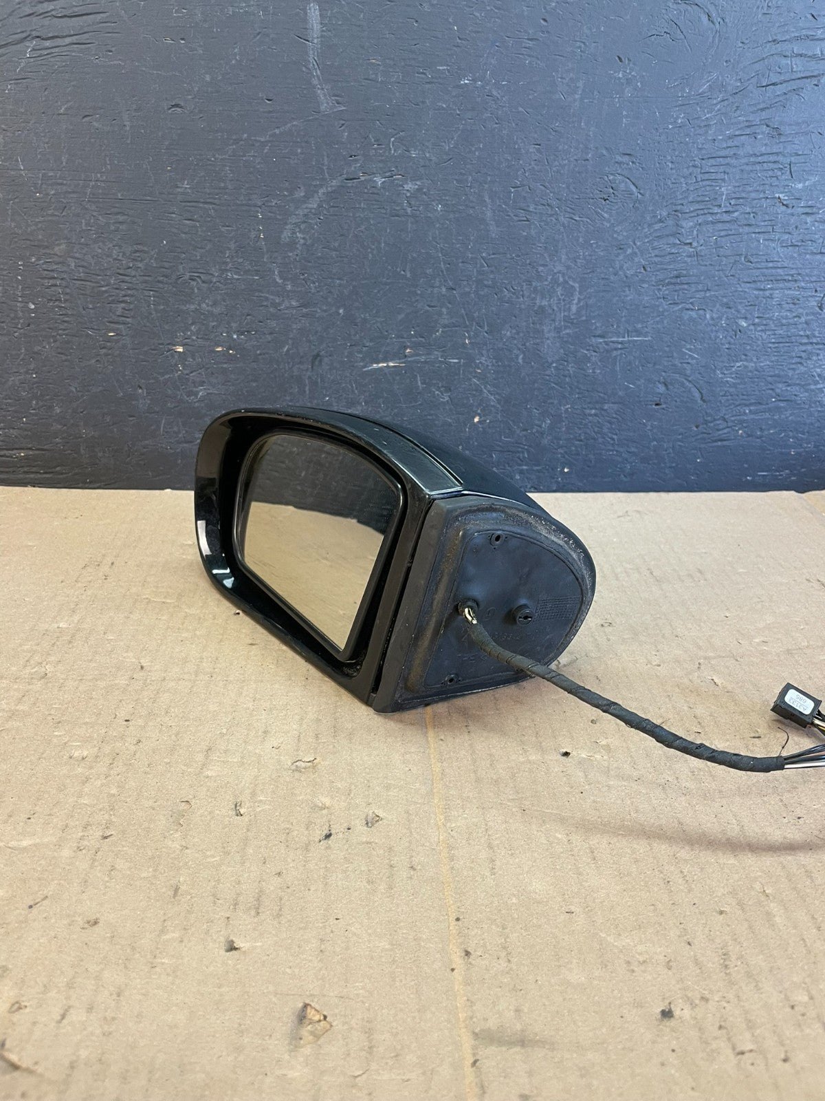 2005 to 2007 Mercedes-Benz C Class Left Driver LH View Door Mirror AD8590 DW2