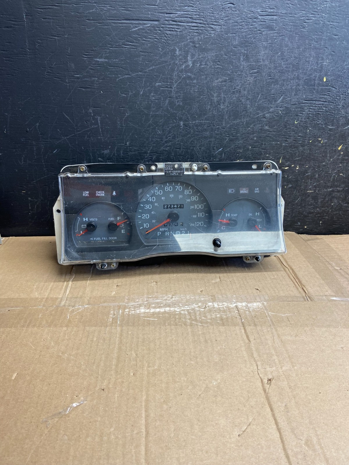 1998 to 2005 Mercury Marquis Speedometer Cluster Gauge af2745 DG0