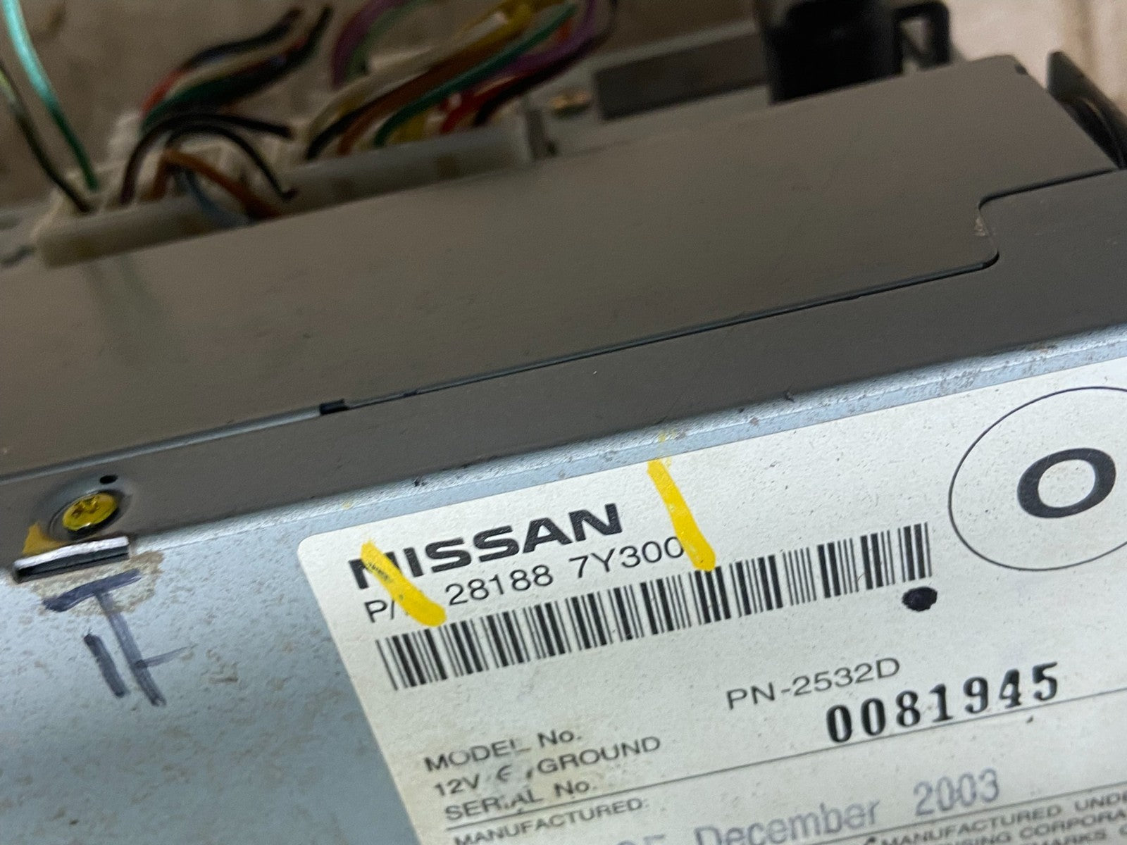 2004 - 2005 Nissan Maxima Screen Radio CD Navigation X6194 DG5