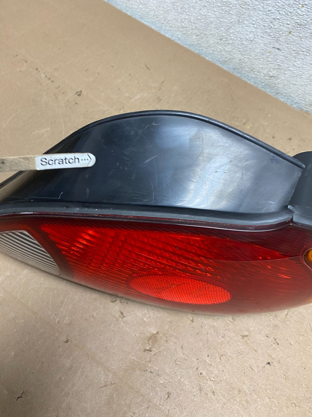 1999 2000 Hyundai Elantra Sedan Right Passenger RH Tail Light M3951 DW3