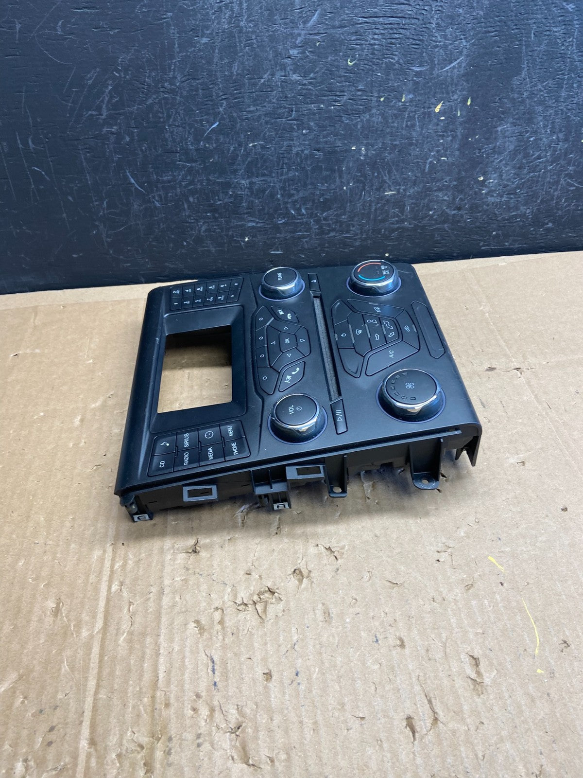 2013 to 2017 Ford Fusion Radio Climate Control A/C Control ad2277 DG1