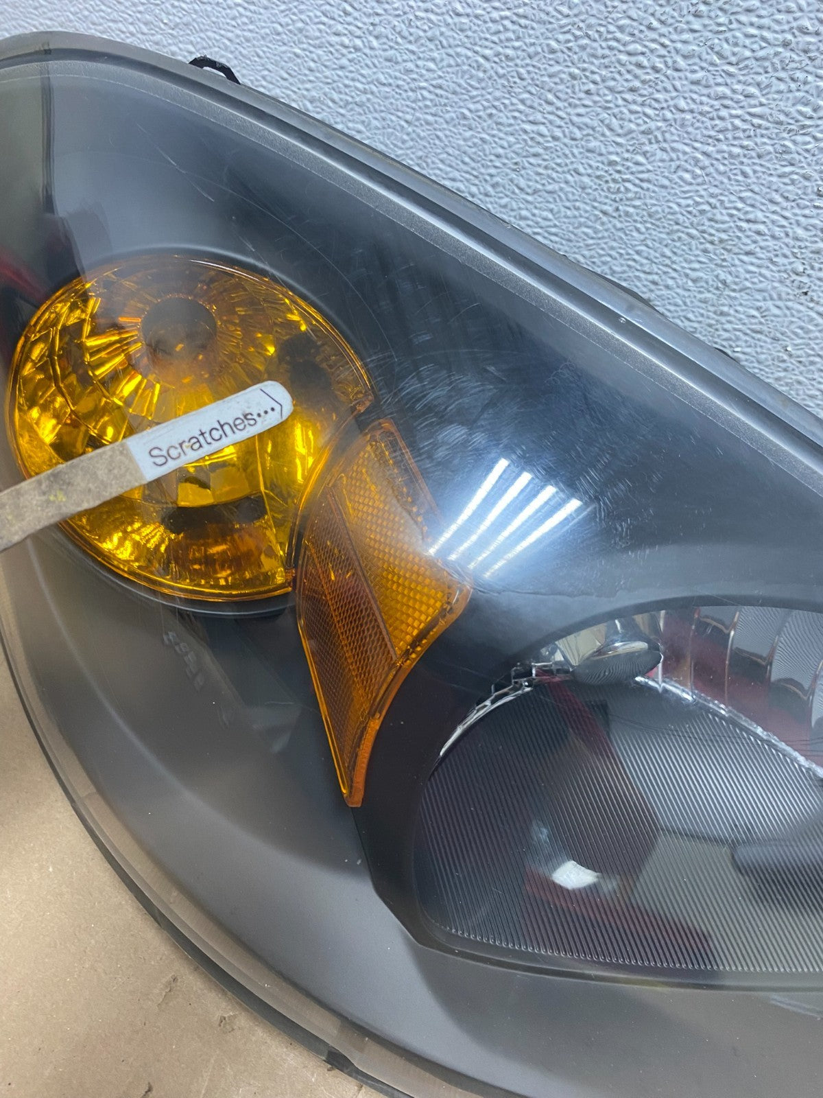 2005 - 2010 Chevrolet Cobalt Sedan Left+Right Set Headlights AD8035 DW3