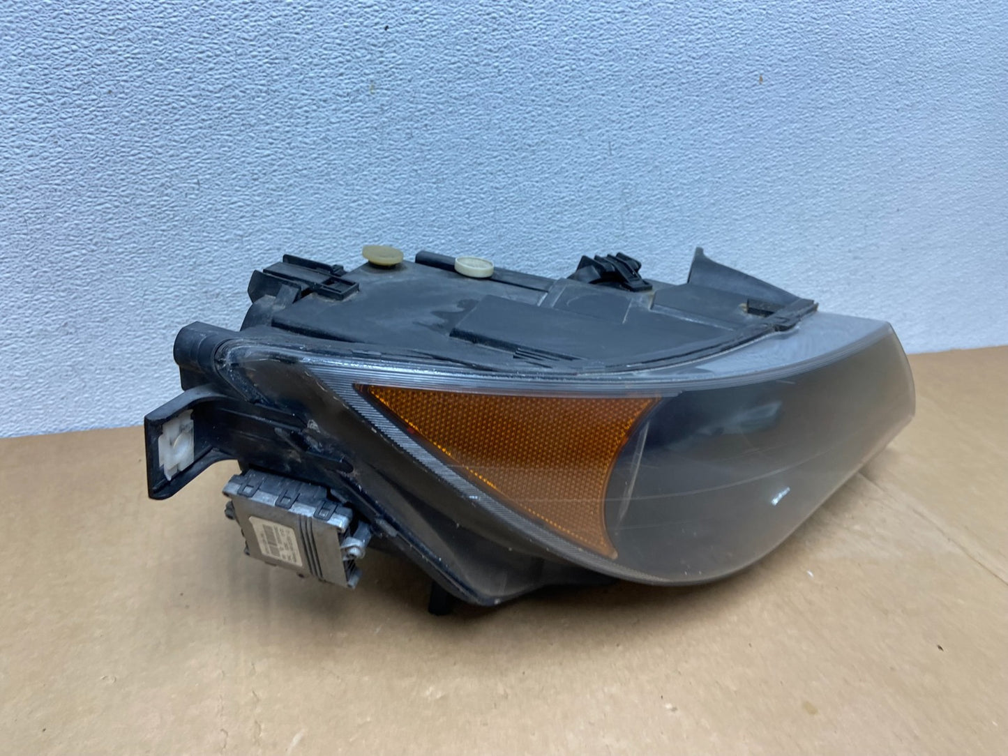 2004-2007 Bmw 645Ci 650I M6 E63 E64 Right Passenger Xenon Headlight AC83822