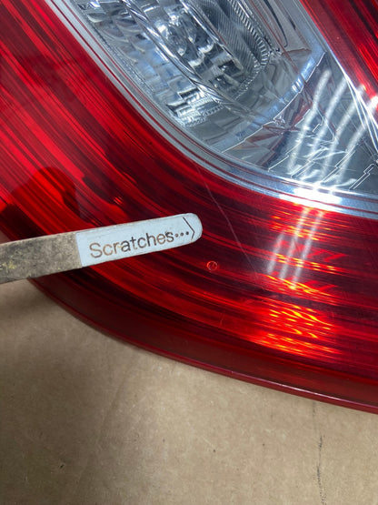 2011 - 2017 Nissan Quest Right Passenger Rh Side Inner Tail Light AF9920 LK3