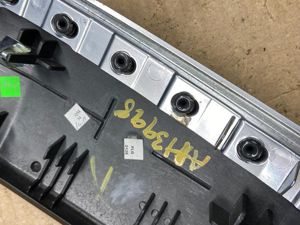 2011-2016 BMW F10 528i 535i 550i Center Hazard Air Vent AH3998 DG9